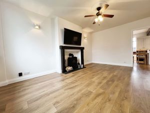 Lounge- click for photo gallery